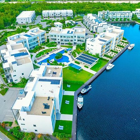 Cayman Luxury Rentals At One Canal Point George Town Eksteriør bilde