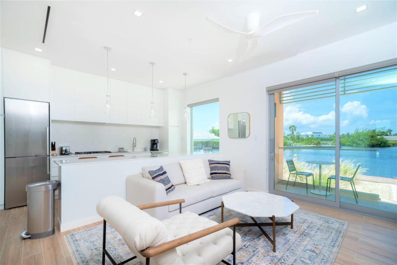 Cayman Luxury Rentals At One Canal Point George Town Eksteriør bilde