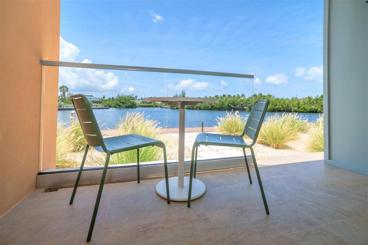 Cayman Luxury Rentals At One Canal Point George Town Eksteriør bilde