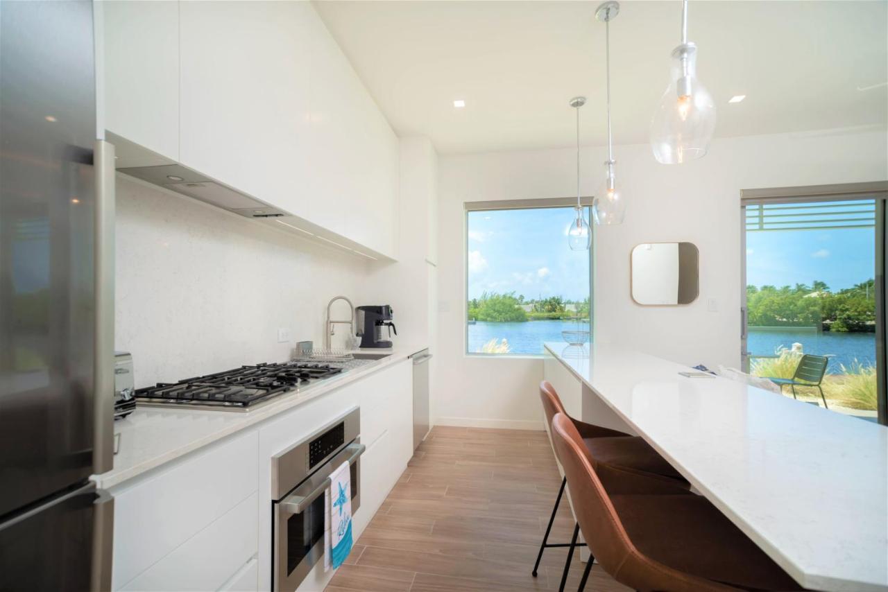 Cayman Luxury Rentals At One Canal Point George Town Eksteriør bilde