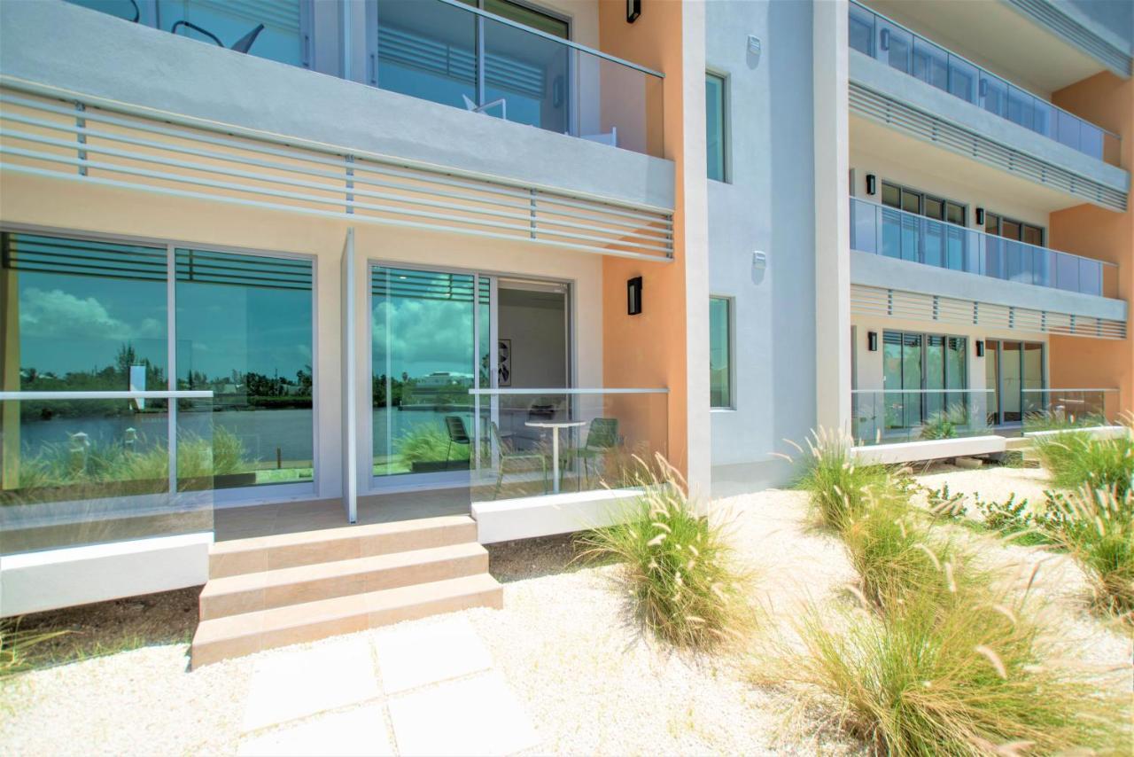 Cayman Luxury Rentals At One Canal Point George Town Eksteriør bilde