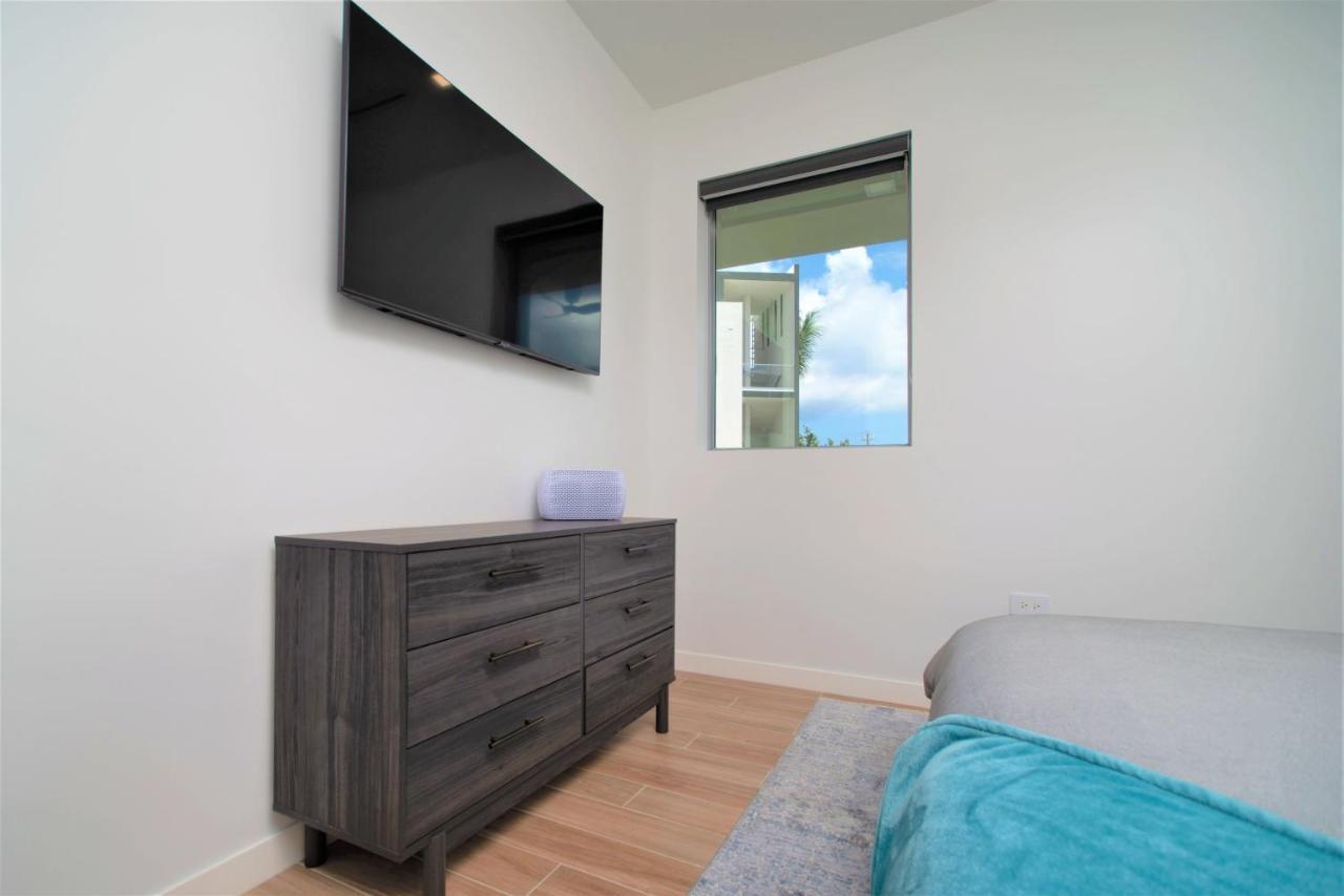 Cayman Luxury Rentals At One Canal Point George Town Eksteriør bilde