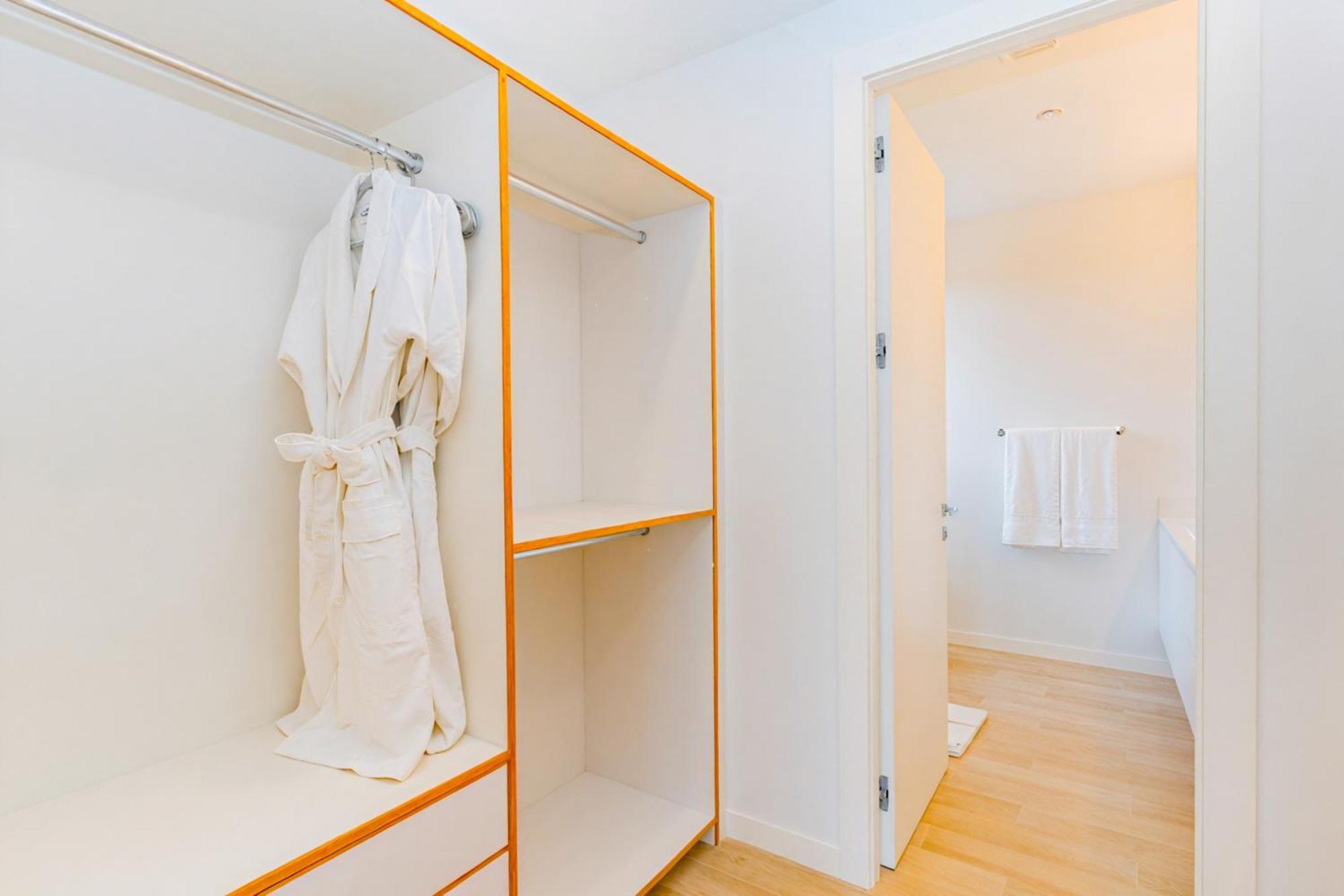 Cayman Luxury Rentals At One Canal Point George Town Eksteriør bilde